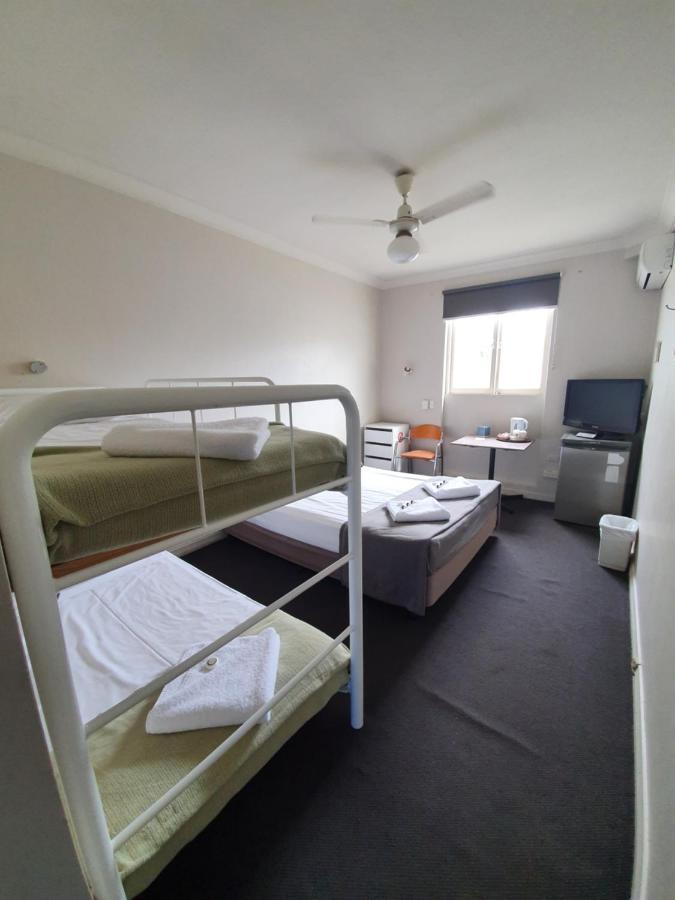 Hotel Allen Таунсвилл Экстерьер фото
