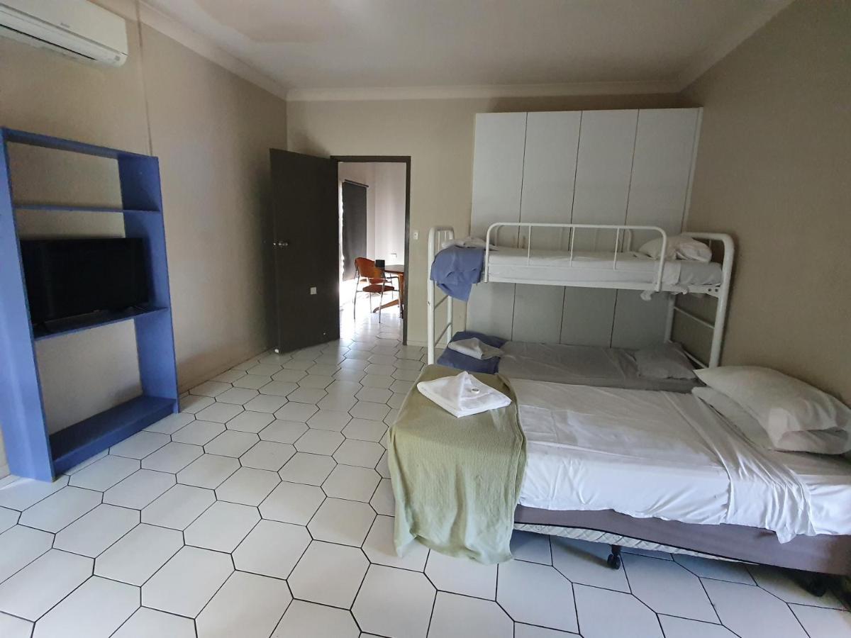 Hotel Allen Таунсвилл Экстерьер фото