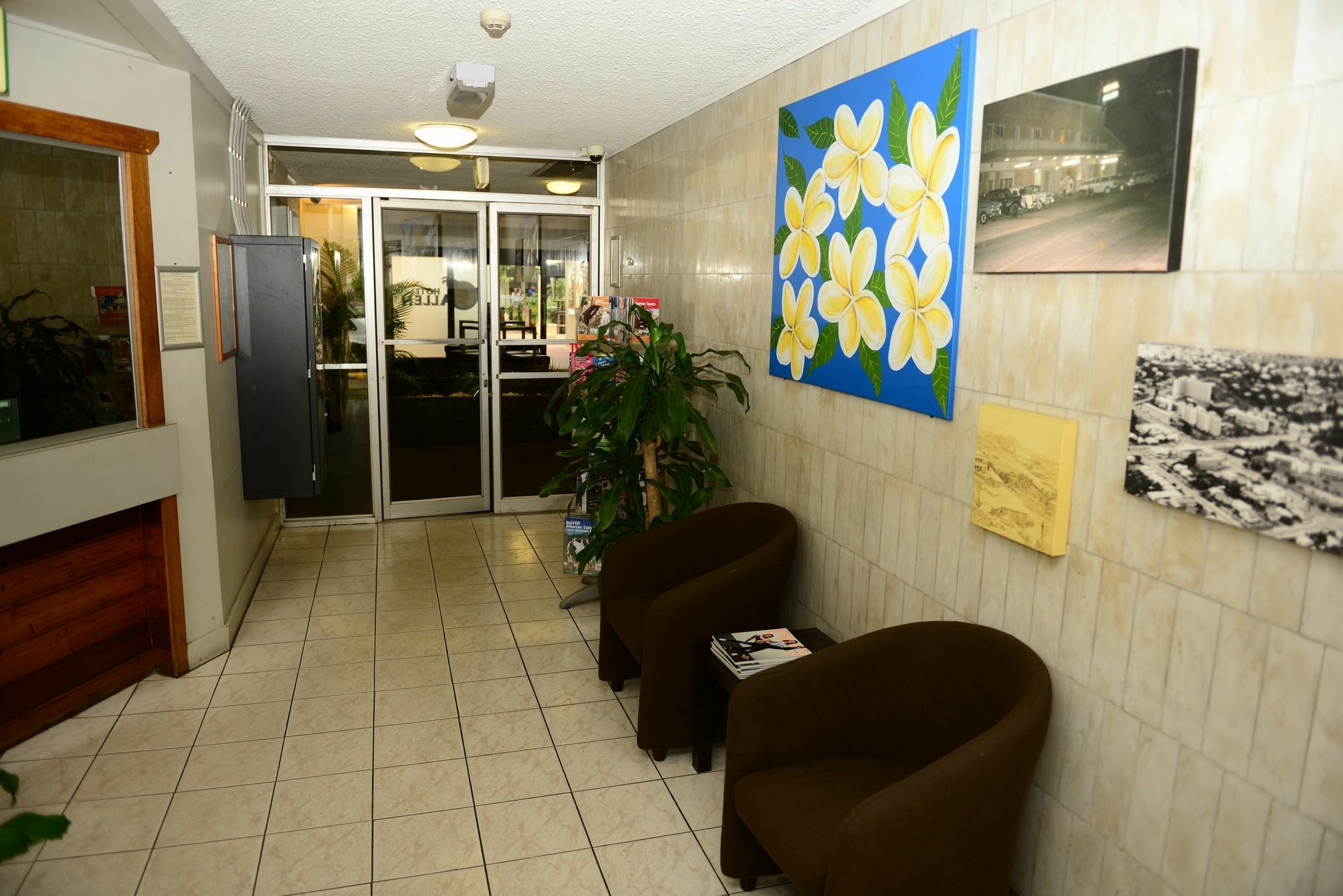 Hotel Allen Таунсвилл Экстерьер фото
